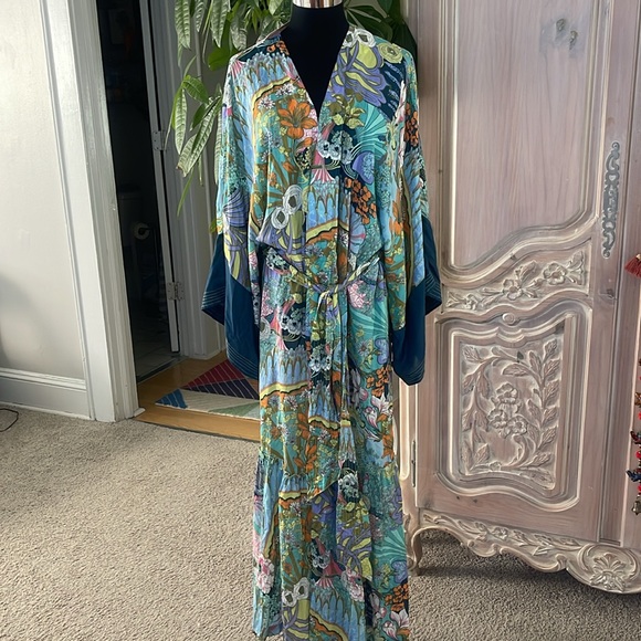 Anthropologie Kimono Robe - Picture 4 of 13